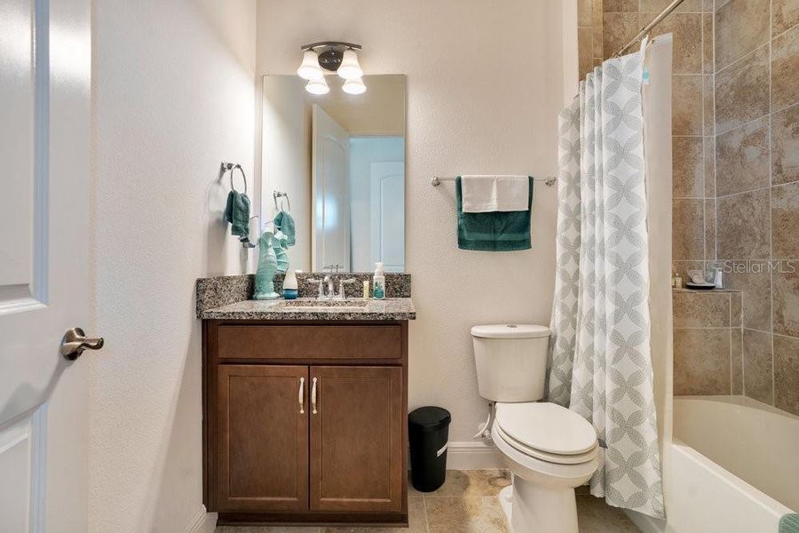 Furnished interior view inside a new home in , St. Cloud (Image 28).