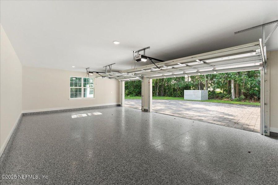 Image 27 of a home in .