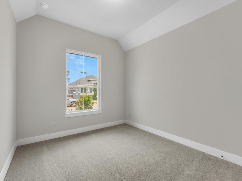 Spacious, unfurnished interior of a new home in Jubilee 50′, Hockley (Image 16).