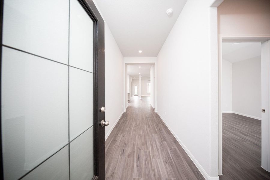 Photos are a representation of the floor plan. Options and interior selections will vary. Photos are a representation of the floor plan. Options and interior selections will vary.