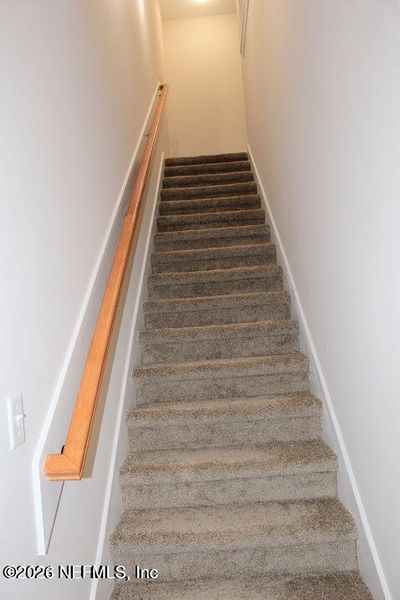 Spacious, unfurnished interior of a new home in , Middleburg (Image 14).