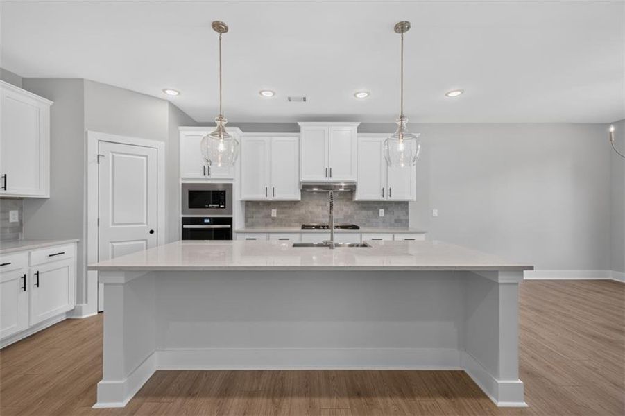Furnished interior view inside a new home in , Gainesville (Image 14).