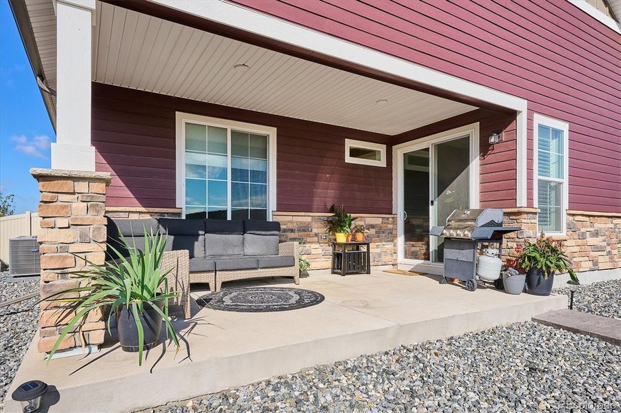 Front exterior of a new home in The Reserve, Aurora, CO, highlighting curb appeal (Image 2). Front exterior of a new home in The Reserve, Aurora, CO, highlighting curb appeal (Image 2).