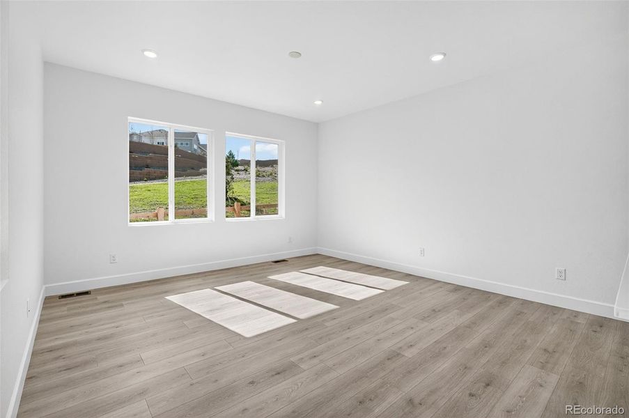 17126 W 92nd Loop ~ Ready Now