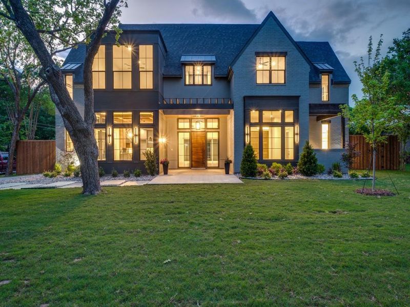 Image 38 of a home in .