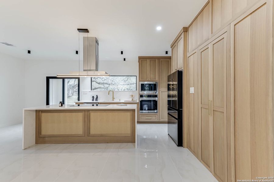Furnished interior view inside a new home in , Floresville (Image 13).
