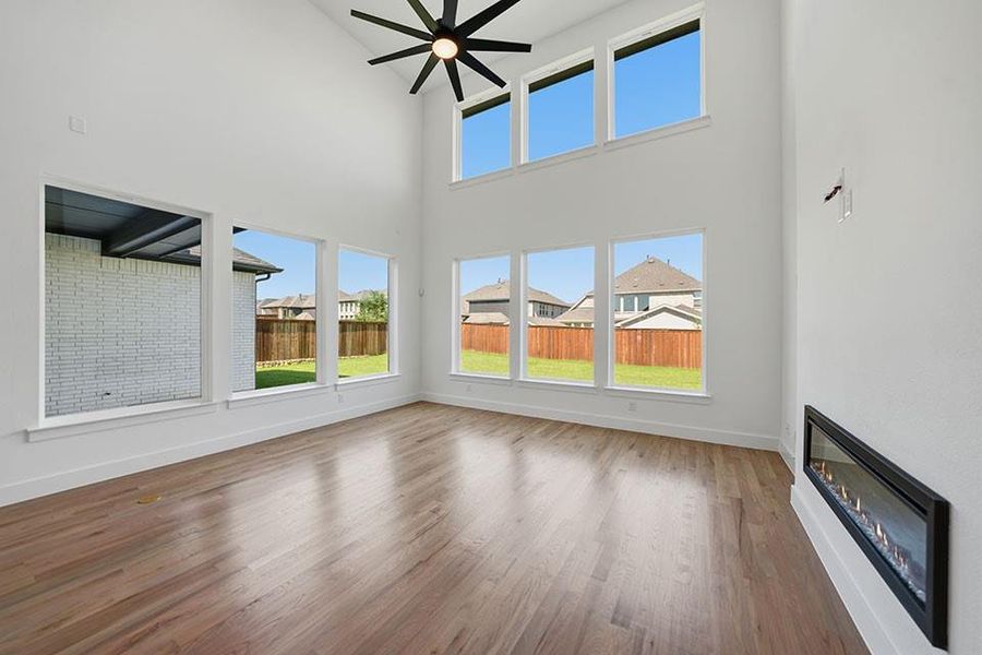 Spacious, unfurnished interior of a new home in Inspiration - Paradise Village, Lucas (Image 22).