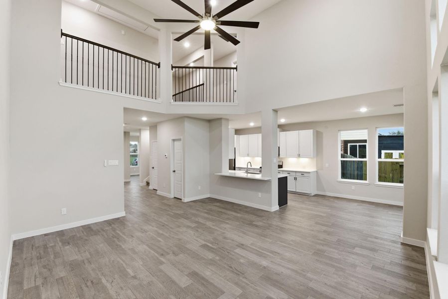 Spacious, unfurnished interior of a new home in , Fresno (Image 29).