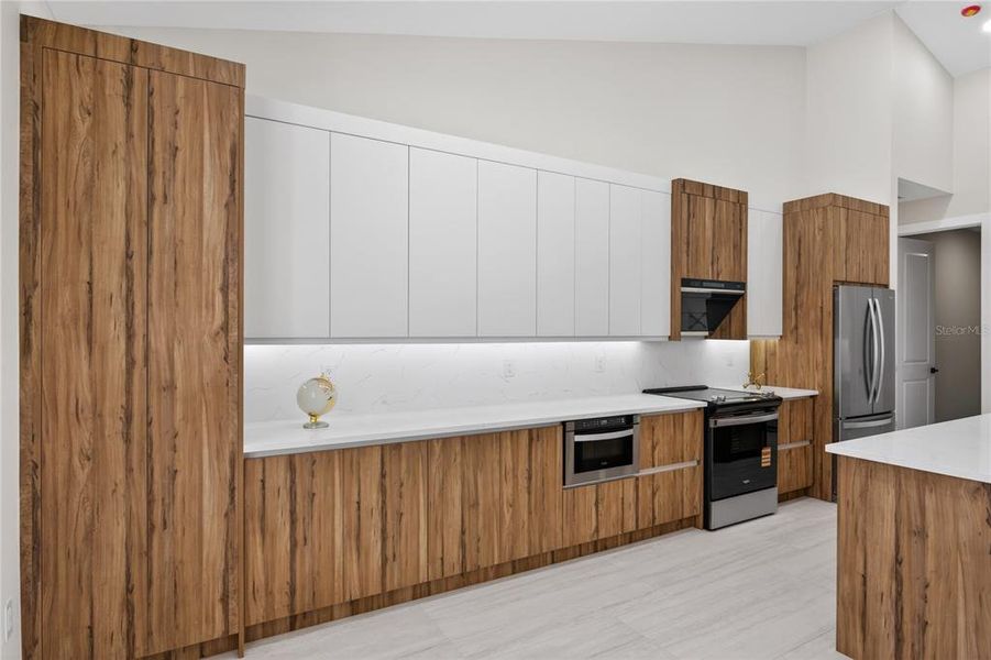 Furnished interior view inside a new home in , Cape Coral (Image 5).
