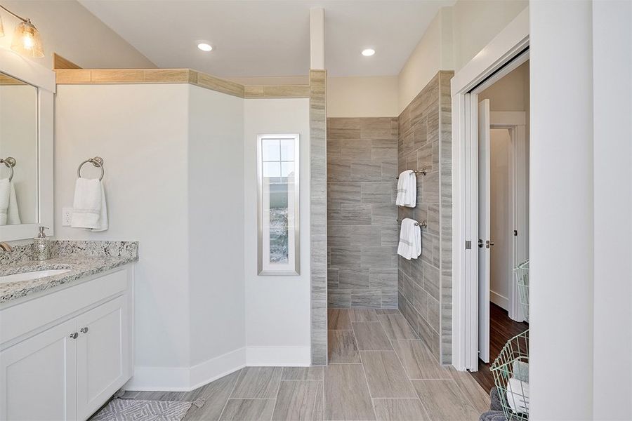 Cooper's Bay, Master Bathroom