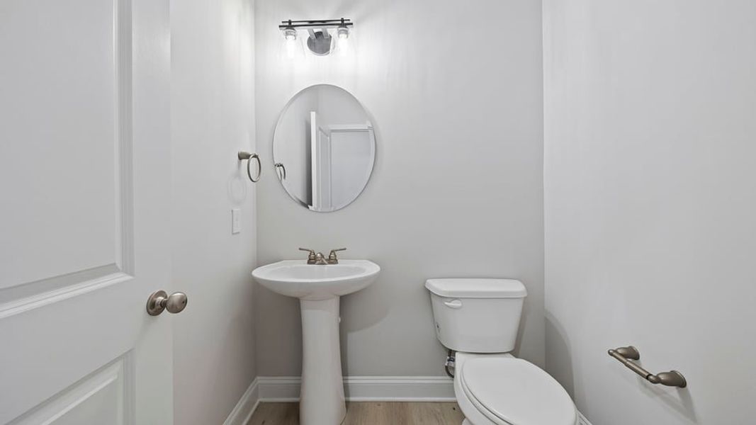 Furnished interior view inside a new home in Rutledge Estates, Woodruff (Image 6).