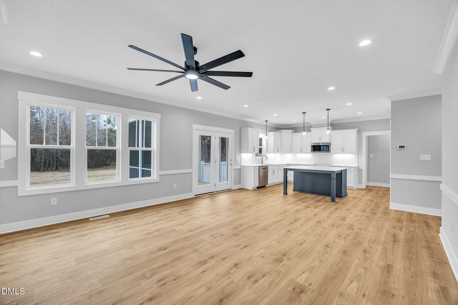 22-web-or-mls-9L1A4476 22-web-or-mls-9L1A4476