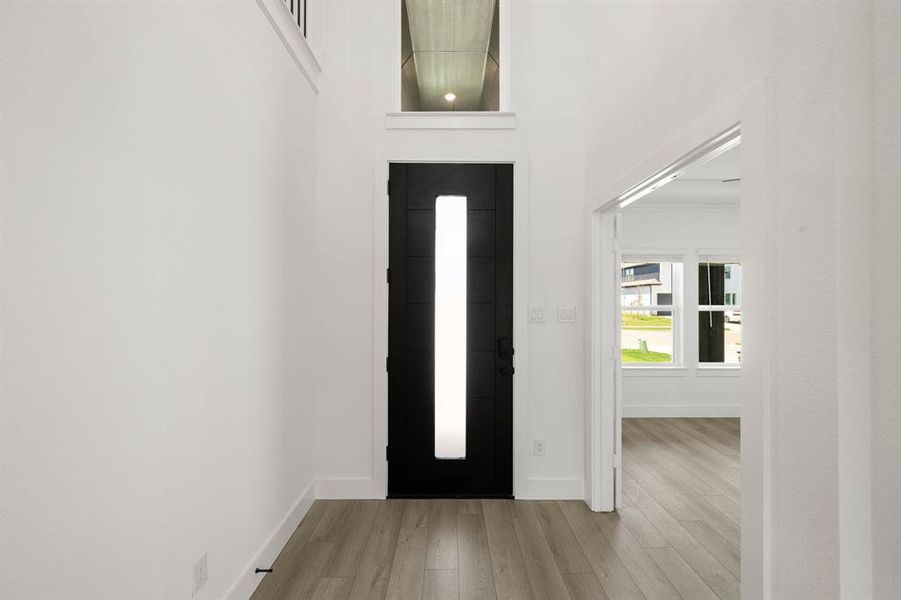 2207 Pelican- ENtry-1 2207 Pelican- ENtry-1