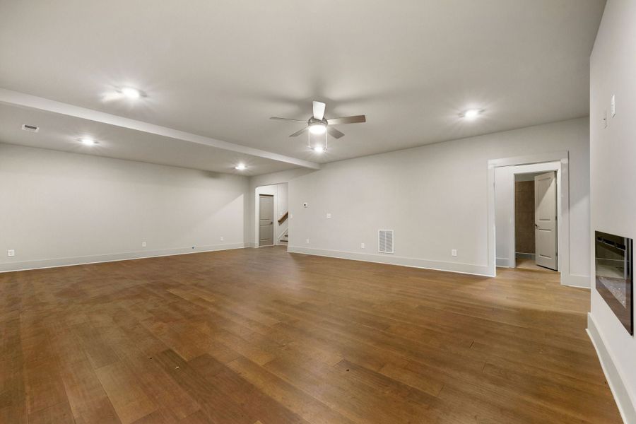 2,709sf New Home in Hoschton, GA.  - Slide 40