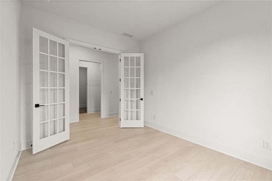 Spacious, unfurnished interior of a new home in The Reserve at Bells Ferry, Kennesaw (Image 39).