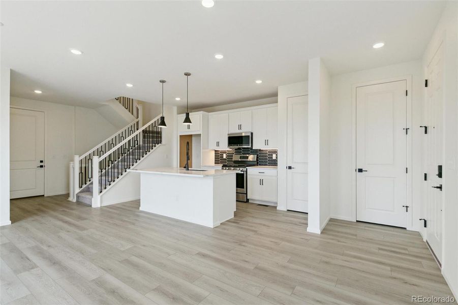 Image 11 of a home in Painted Prairie Villas.