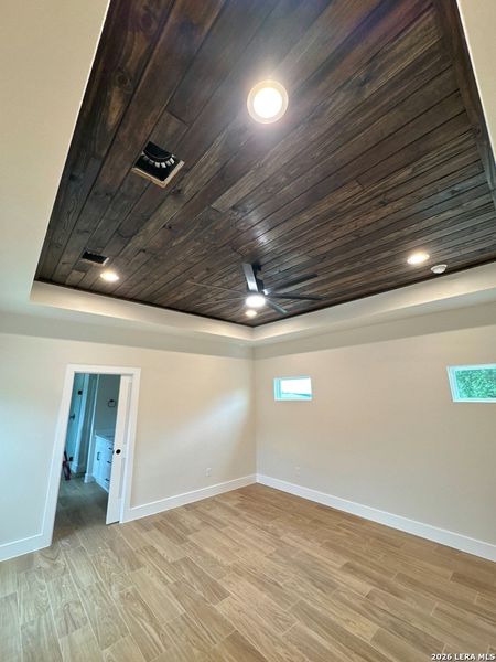 Spacious, unfurnished interior of a new home in , Canyon Lake (Image 20). Spacious, unfurnished interior of a new home in , Canyon Lake (Image 20).