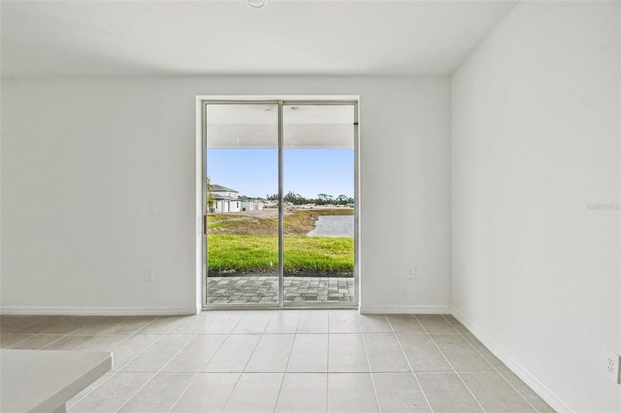 Spacious, unfurnished interior of a new home in Southpointe, Palmetto (Image 24).