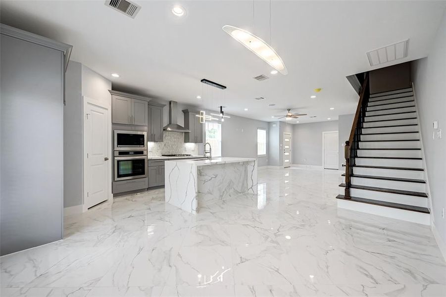 Image 20 of a home in .