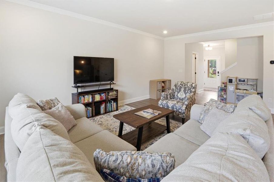 Furnished interior view inside a new home in Crofton Place Enclave, Snellville (Image 8).