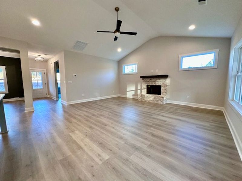 Spacious, unfurnished interior of a new home in Perkins Place, Hogansville (Image 20).