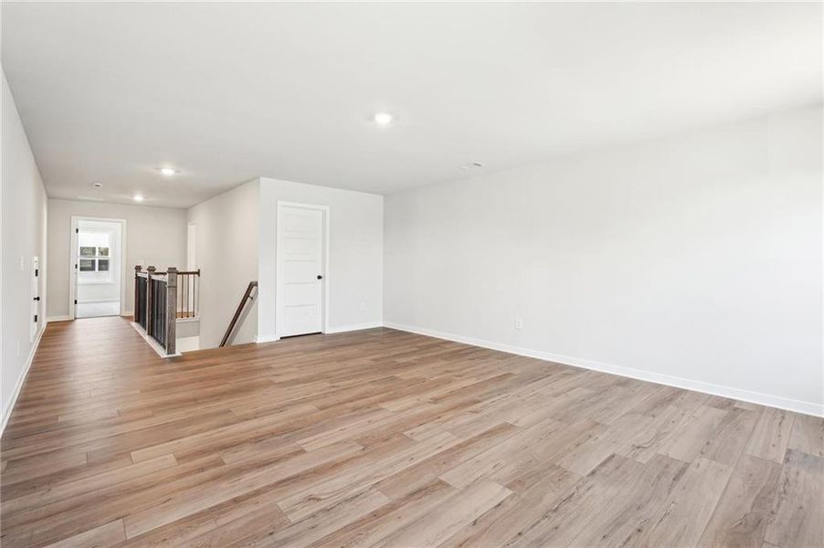 Spacious, unfurnished interior of a new home in Fowler Farms, Auburn (Image 39).