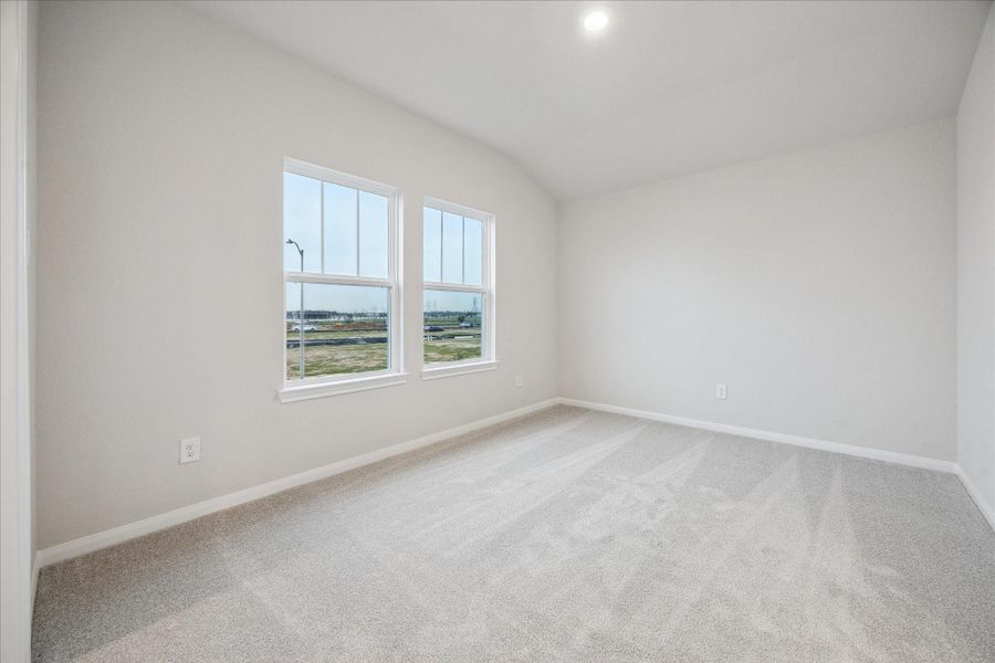 Spacious, unfurnished interior of a new home in Elyson, Katy (Image 26).