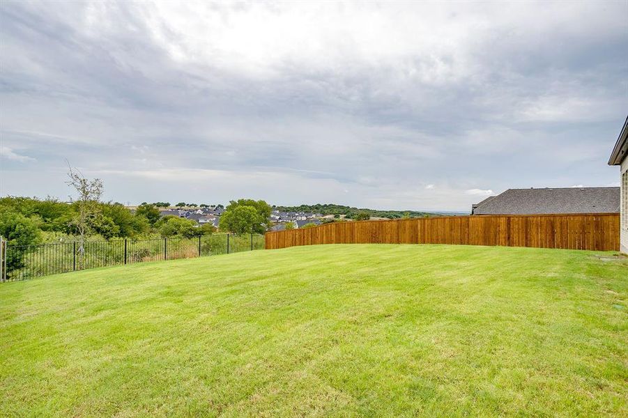 Exterior details and patio area of a home in Talon Hills, Fort Worth (Image 2). Exterior details and patio area of a home in Talon Hills, Fort Worth (Image 2).
