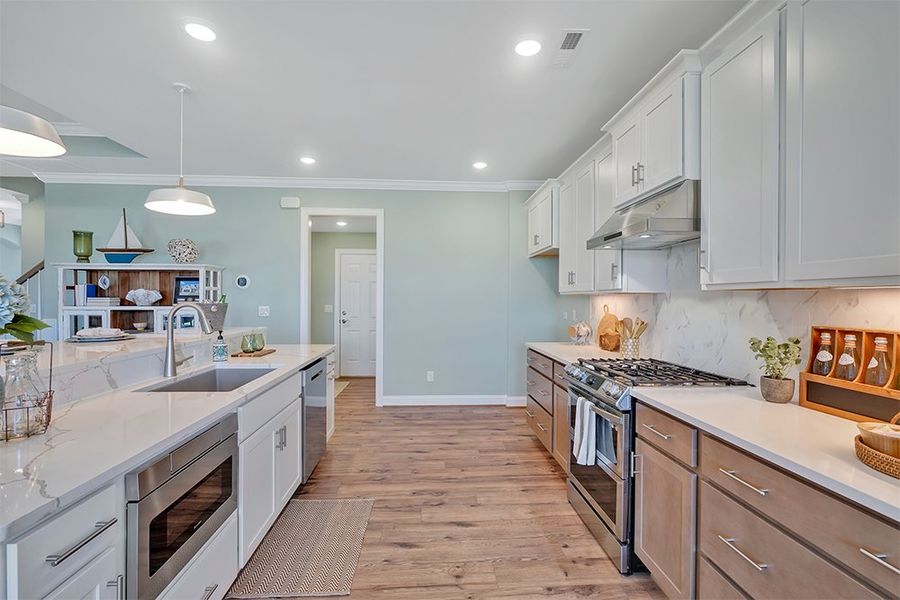 Cooper's Bay, Kitchen