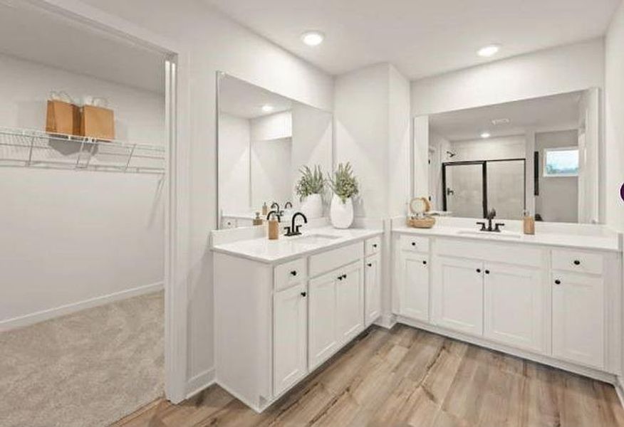Furnished interior view inside a new home in The Estates at Gainesville Township, Gainesville (Image 28).