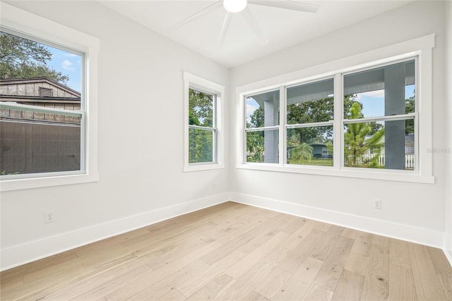 Spacious, unfurnished interior of a new home in , St. Petersburg (Image 42).