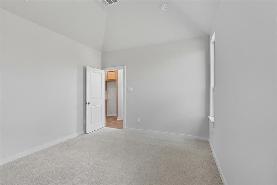 Spacious, unfurnished interior of a new home in Heartland, Heartland (Image 21). Spacious, unfurnished interior of a new home in Heartland, Heartland (Image 21).