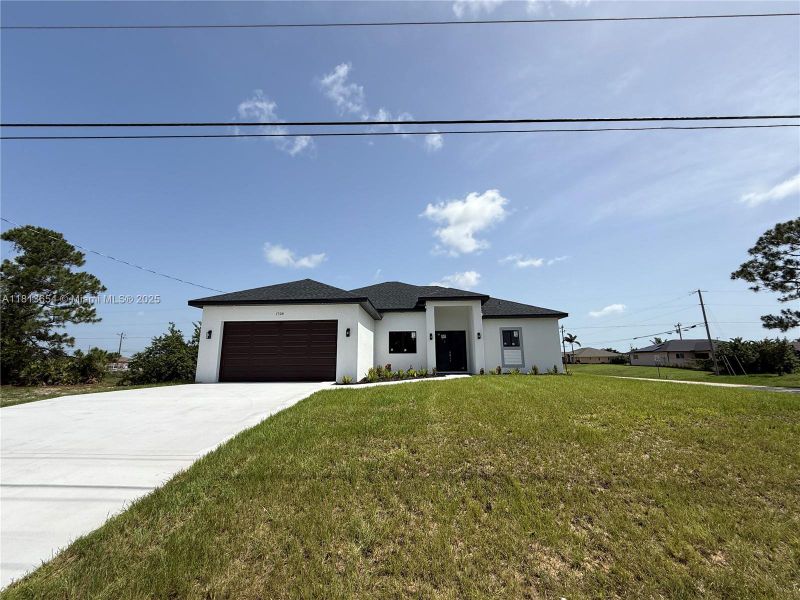 Image 10 of a home in . Image 10 of a home in .