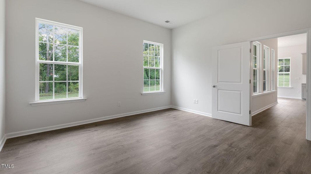 1140 Misty Creek Drive