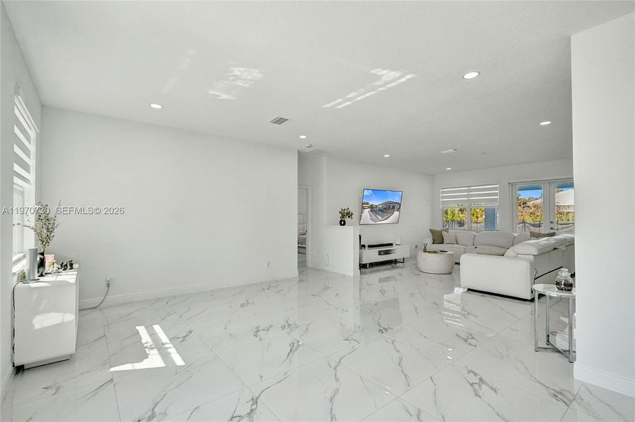 Image 89 of a home in .