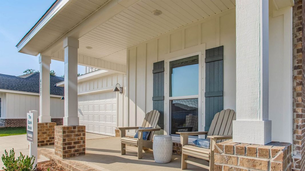 Exterior details and patio area of a home in Hodges Bayou Plantation, Panama City (Image 3).