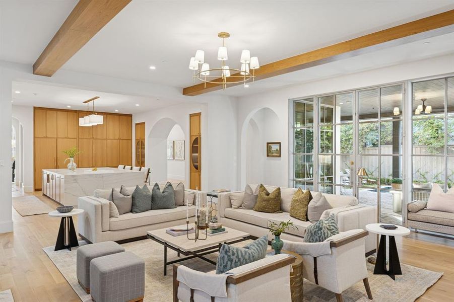 Furnished interior view inside a new home in Highland Park, Dallas (Image 18).