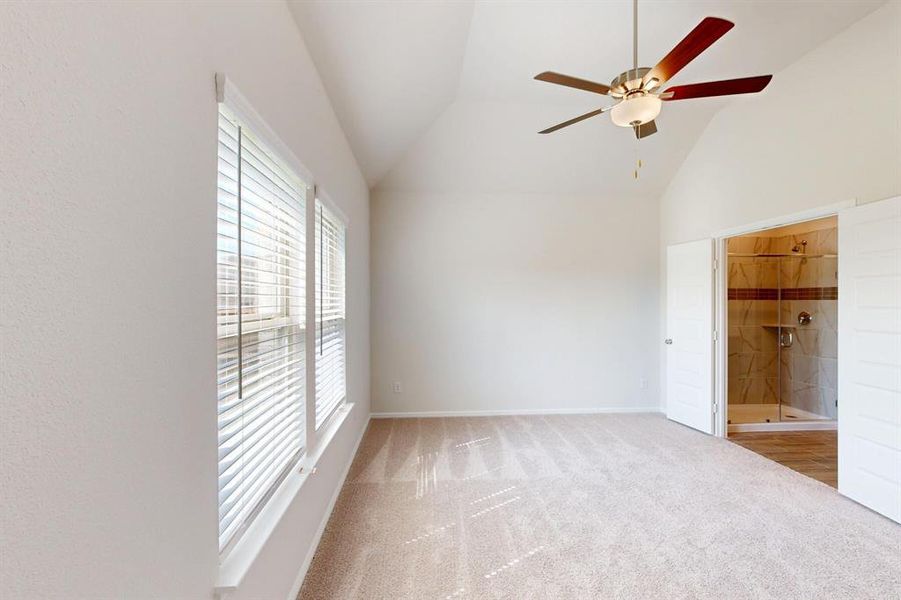 Spacious, unfurnished interior of a new home in Kings Way, Denton (Image 16).