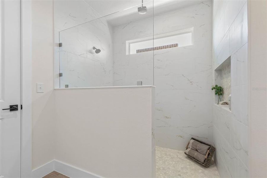 Spacious, unfurnished interior of a new home in , Palm Coast (Image 22).