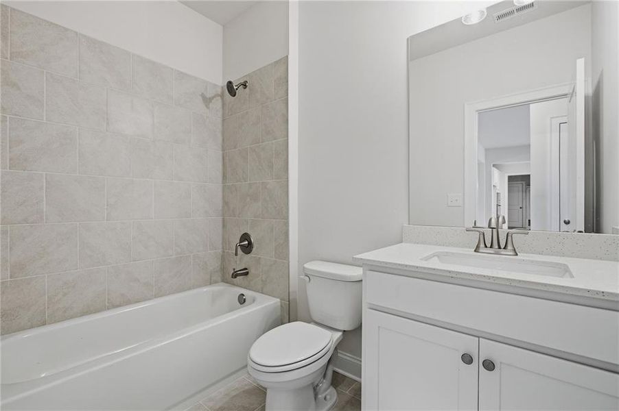 Furnished interior view inside a new home in , Ellenwood (Image 9).