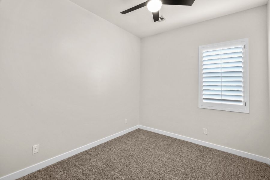 Representative unfurnished interior of a home built from the Pine Hurst by LEH. Homes in Emerald Estates, El Paso (Image 45). Representative unfurnished interior of a home built from the Pine Hurst by LEH. Homes in Emerald Estates, El Paso (Image 45).