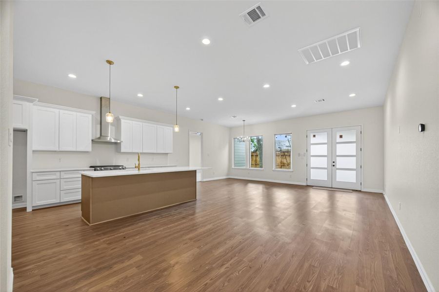 OPEN CONCEPT. NEW CONSTRUCTION 2025. OPEN HOUSE NOVEMBER 30 2025