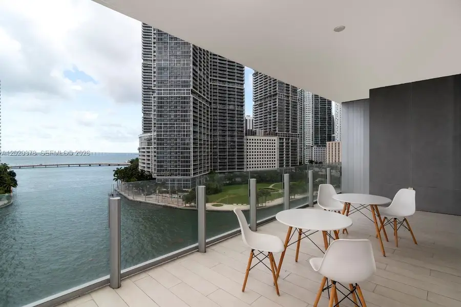 Condo located in Miami, FL showcasing its design and architecture (Image 21).