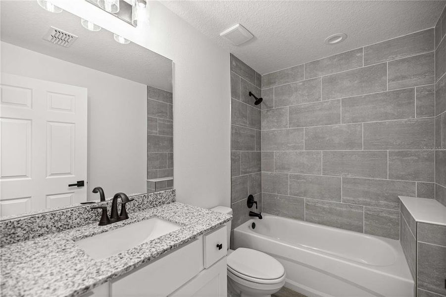 Furnished interior view inside a new home in , Dunnellon (Image 7).