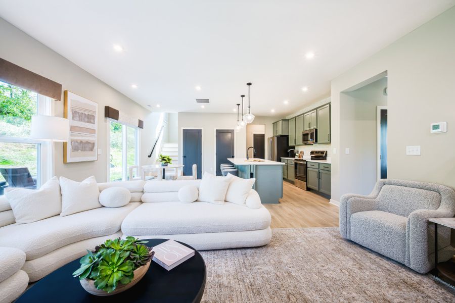 Representative furnished interior of a home built from the Wesley by Fischer Homes in Sage Woods, Dallas (Image 30).