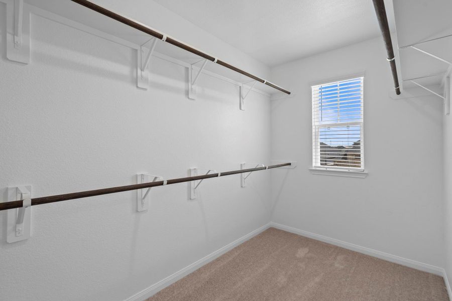 Spacious, unfurnished interior of a new home in Ellerden, Tomball (Image 19). Spacious, unfurnished interior of a new home in Ellerden, Tomball (Image 19).