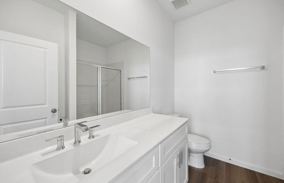 Furnished interior view inside a new home in Stokesbury, Waller (Image 12).