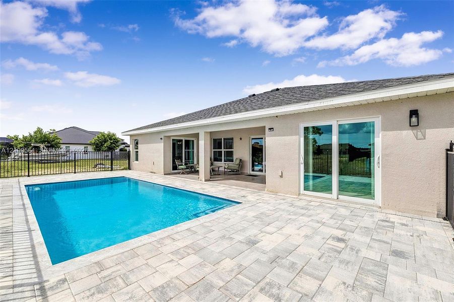 Exterior details and patio area of a home in , Cape Coral (Image 30).