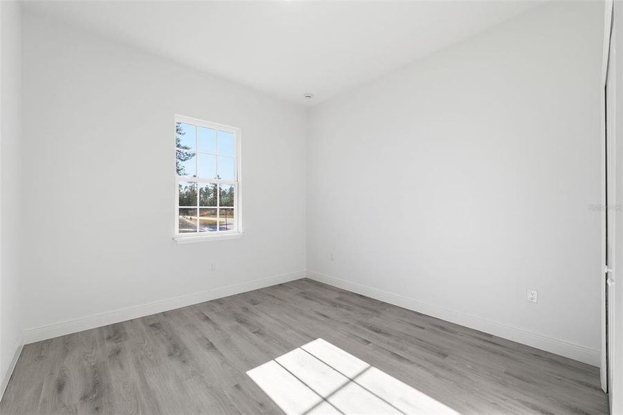 Spacious, unfurnished interior of a new home in , Ocala (Image 29).