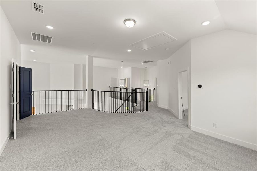 Image 27 of a home in Valencia on The Lake.